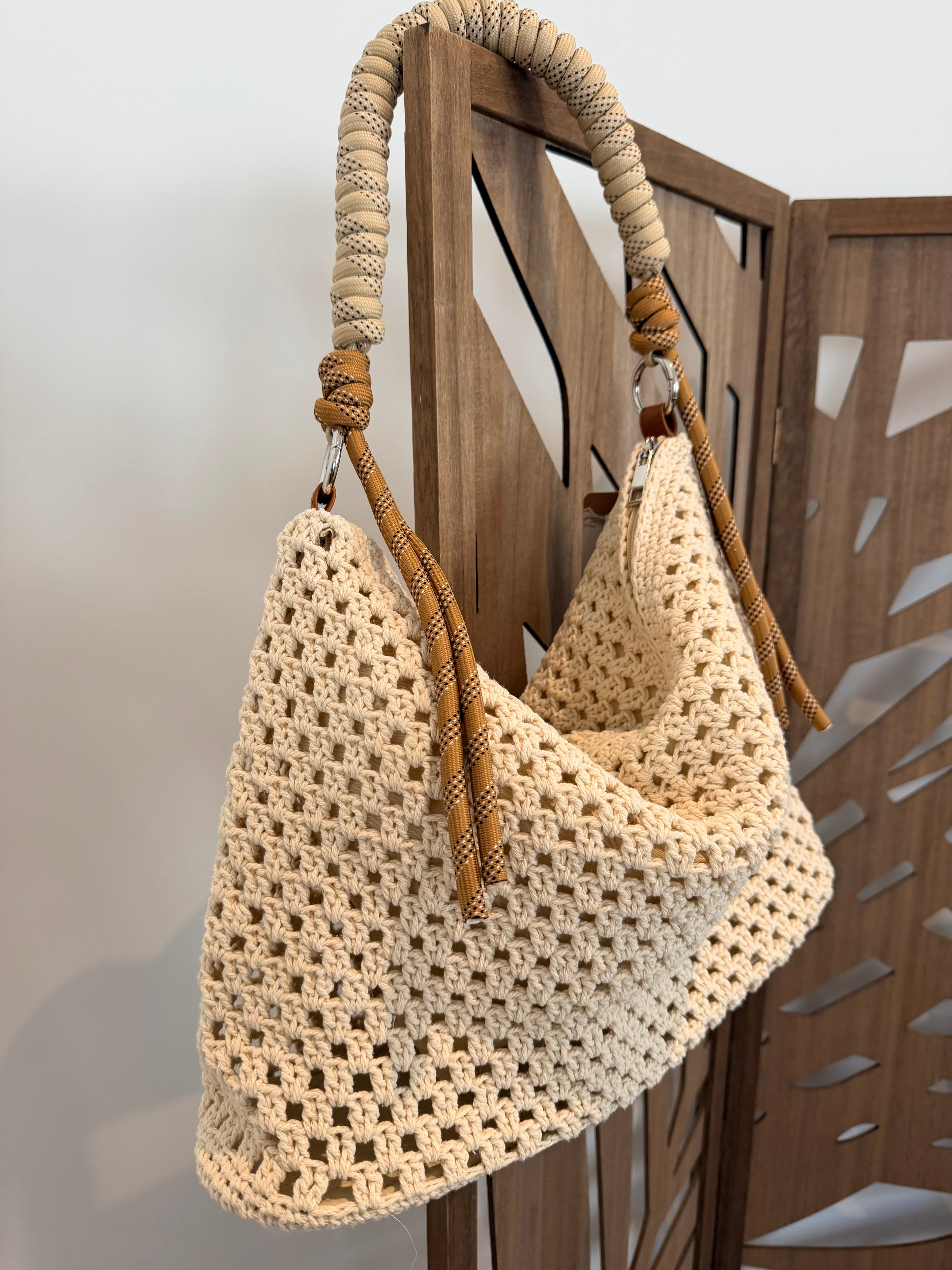Sac à main en crochet style bohème