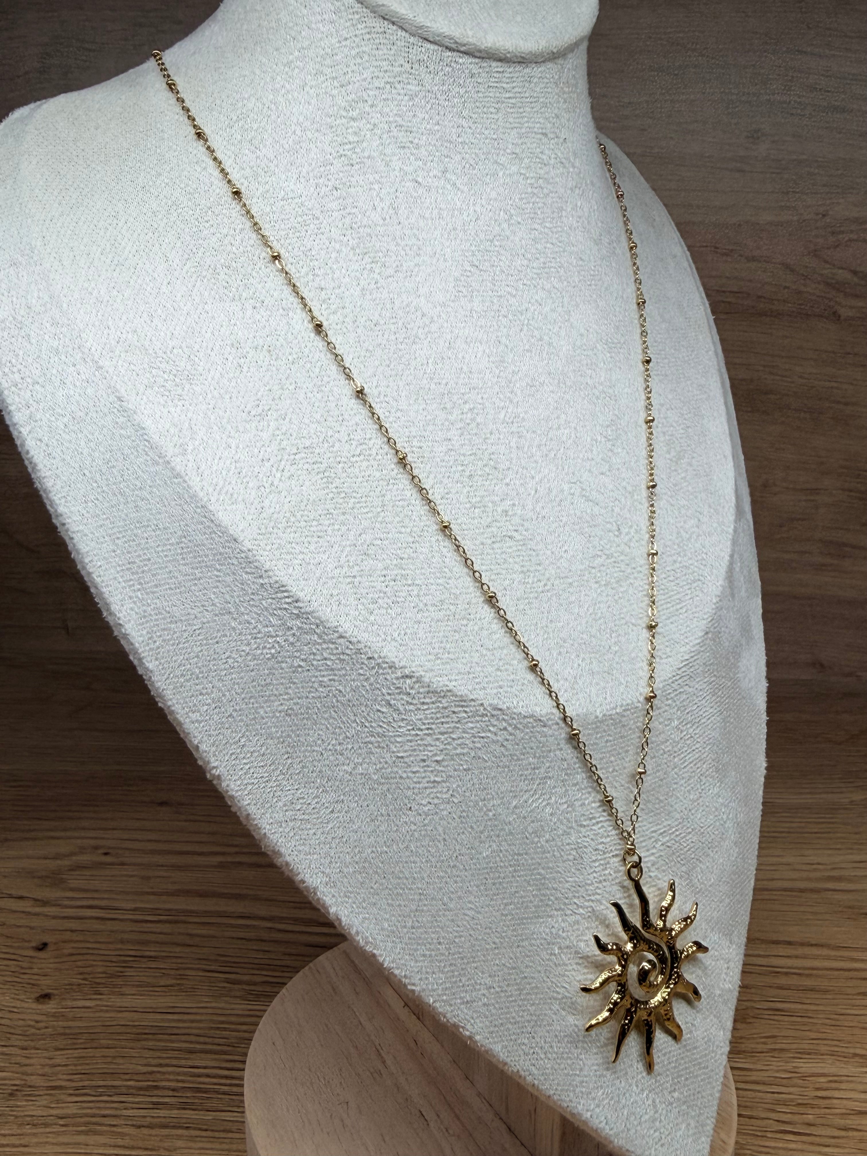 Collier Pendentif Acier Inoxydable Doré - Motif Soleil Spirale