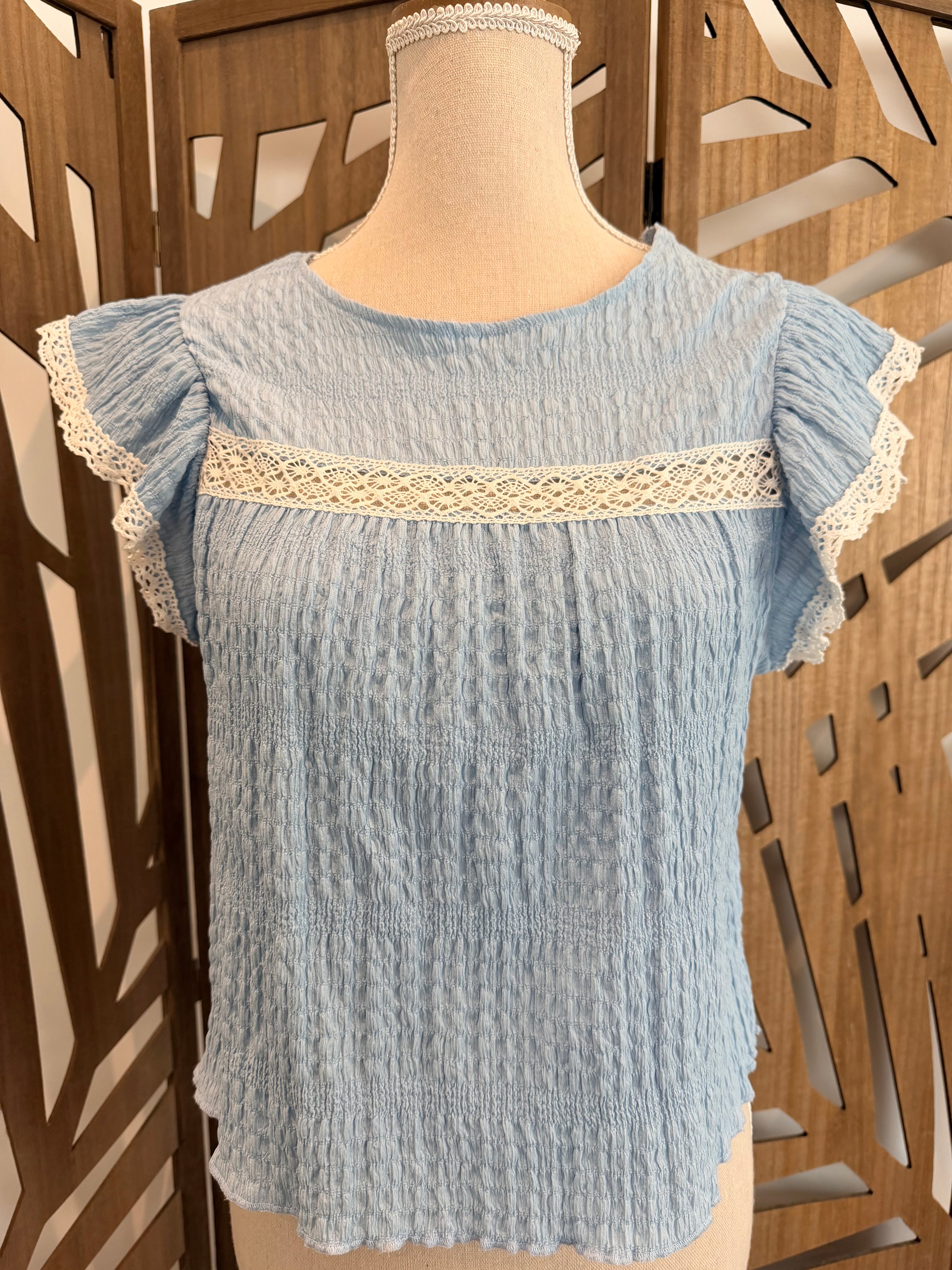 Blouse Bleu Clair à Volants