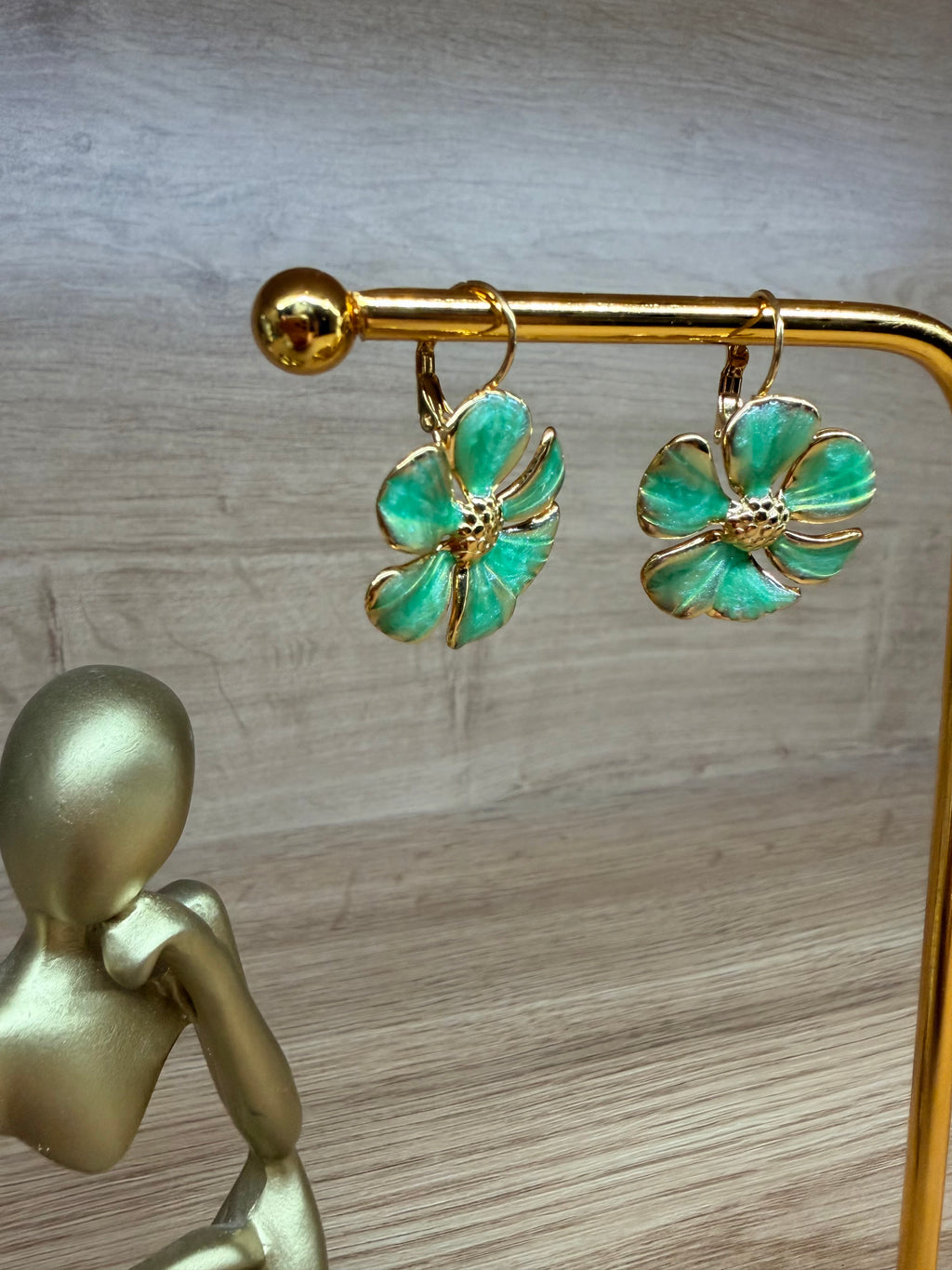 Boucles d'Oreilles Pendantes Acier Inoxydable Doré - Motifs Fleurs Vertes Nacrées