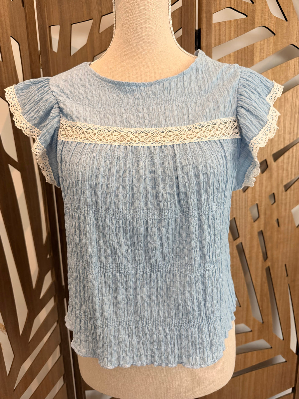 Blouse Bleu Clair à Volants