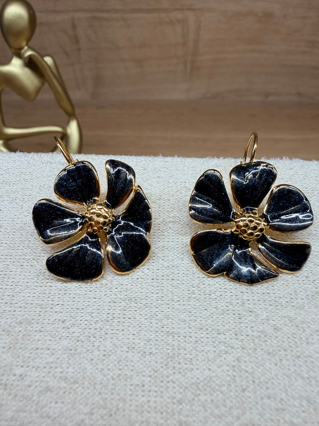 Boucles d'Oreilles Pendantes Acier Inoxydable Doré - Motifs Fleurs Noires Pailletées