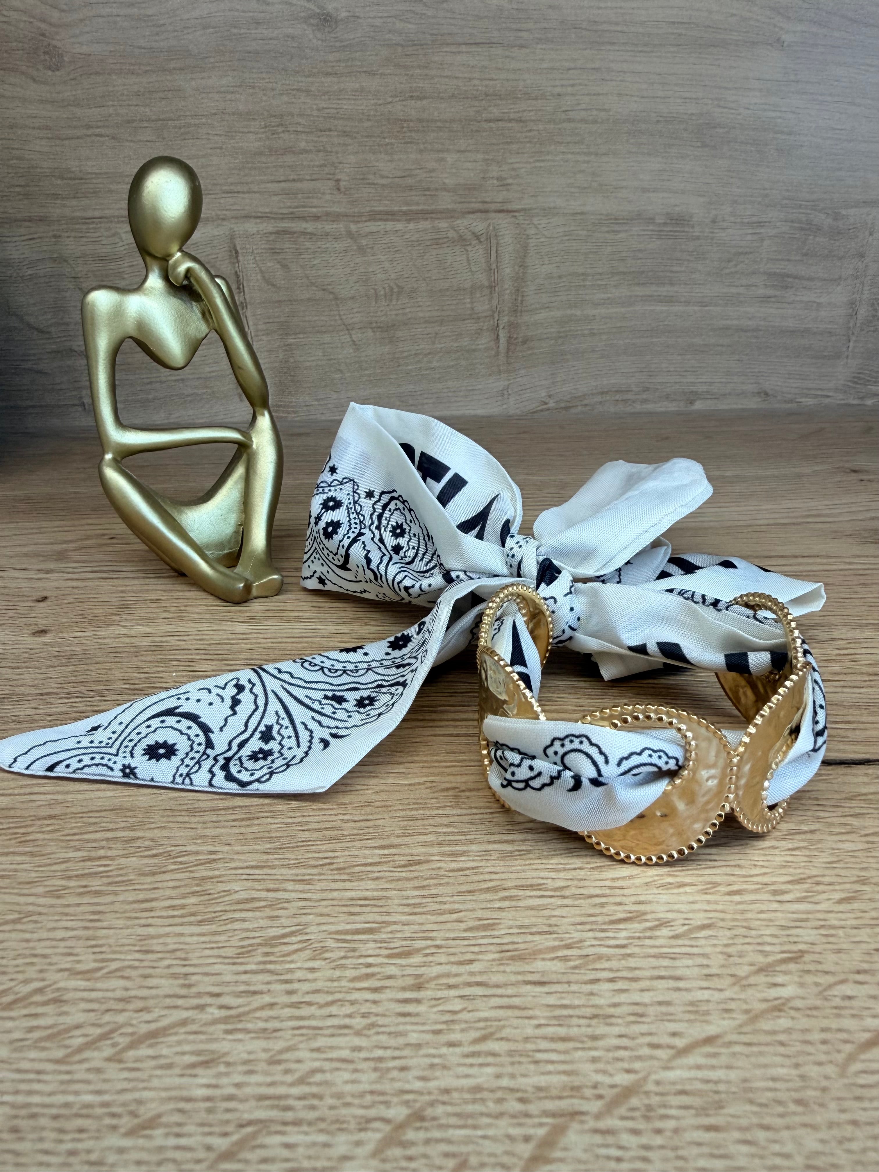 Bracelet Foulard Bandana & Anneaux Dorés – Bijou Bohème Chic