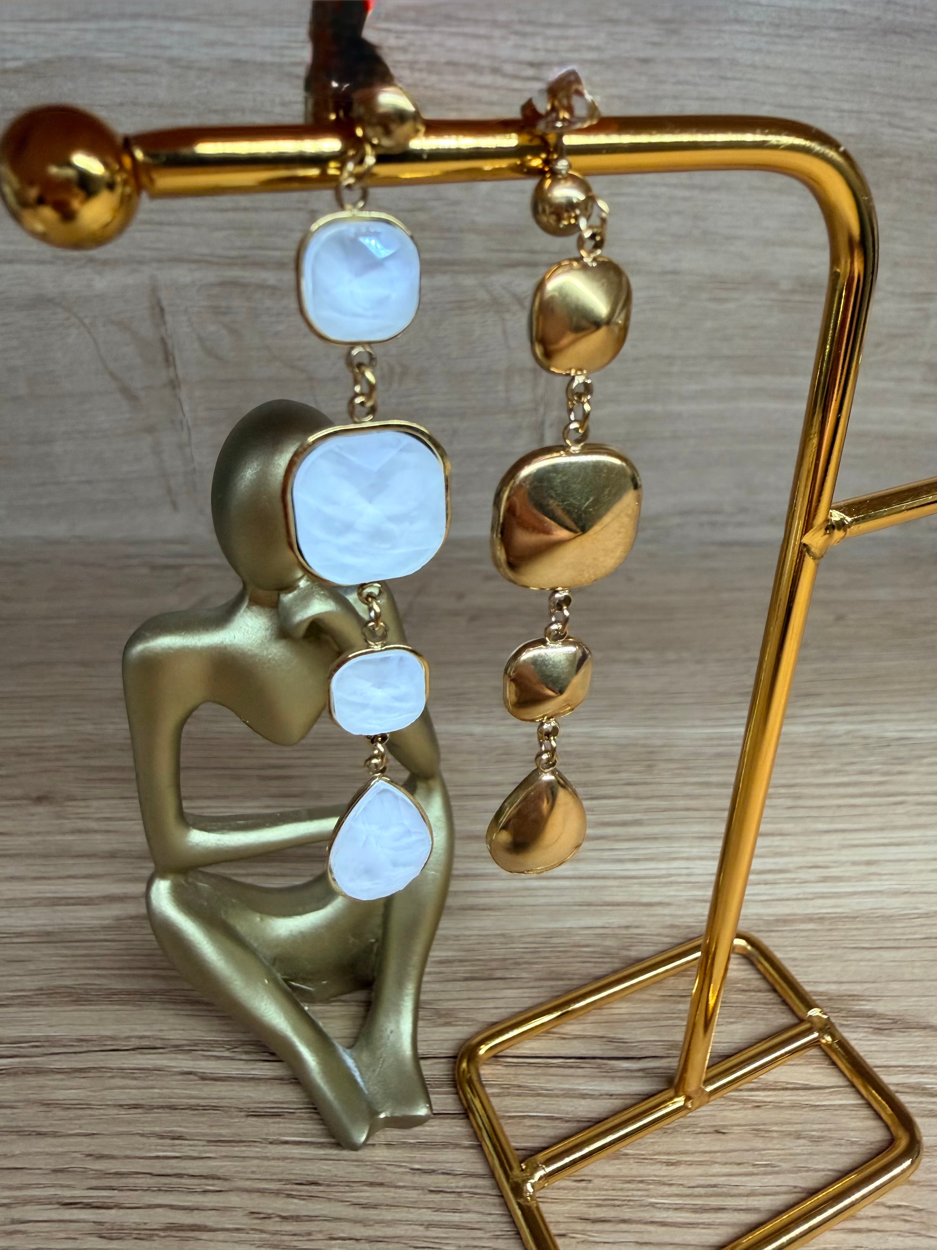 Boucles d'Oreilles Longues Pendantes Acier Inoxydable Doré et Pierres Blanches Multi-Formes