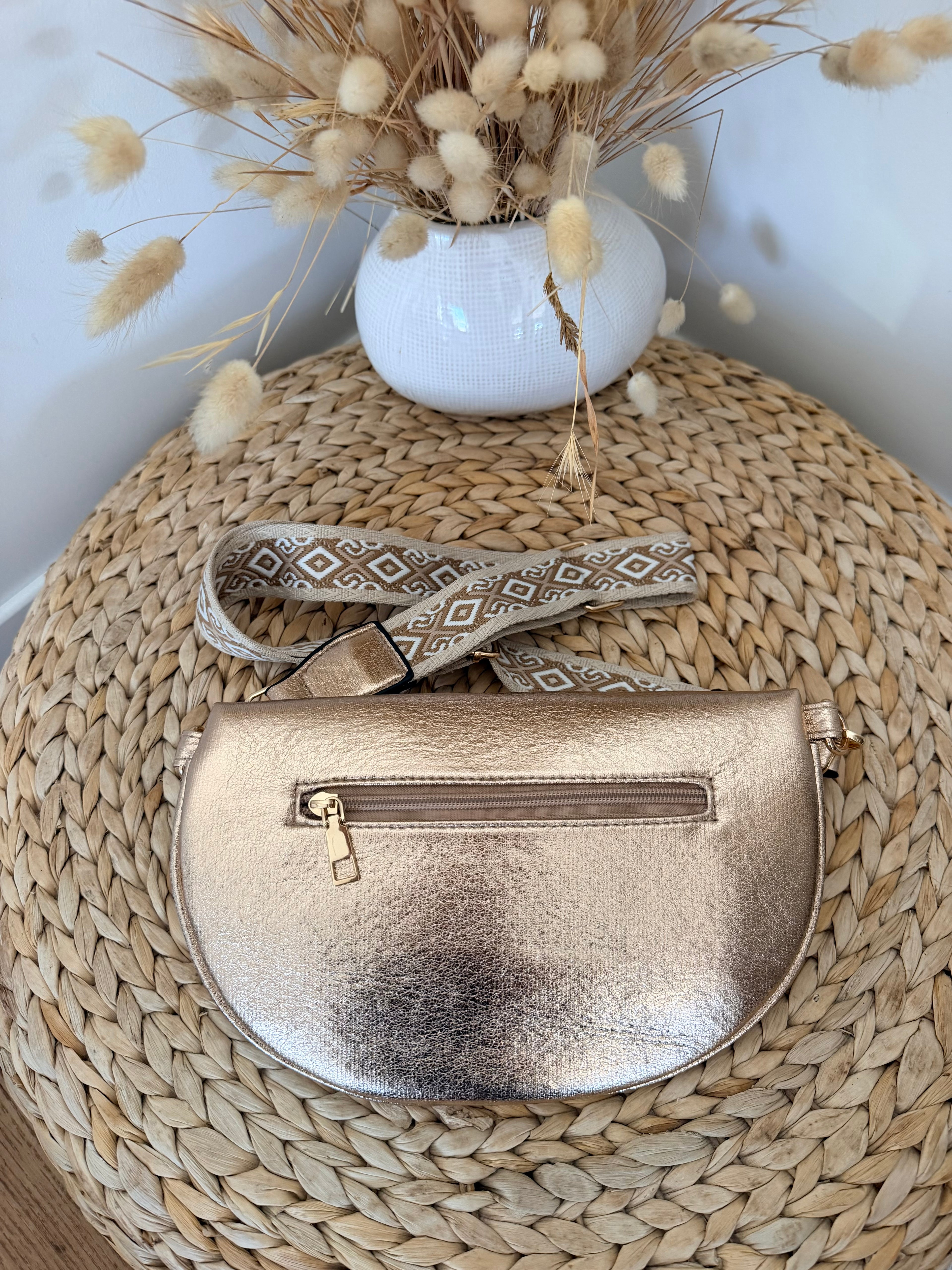 Sac Banane Bohème – Motif Tressé Doré