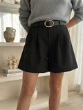 Short Noir Fluide Chic avec Ceinture