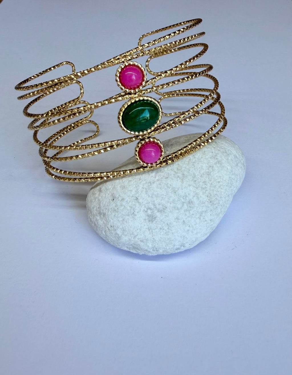 Bracelet Jonc Multi-Rangs en Acier Inoxydable – Orné de Pierres Colorées (Rose & Vert)