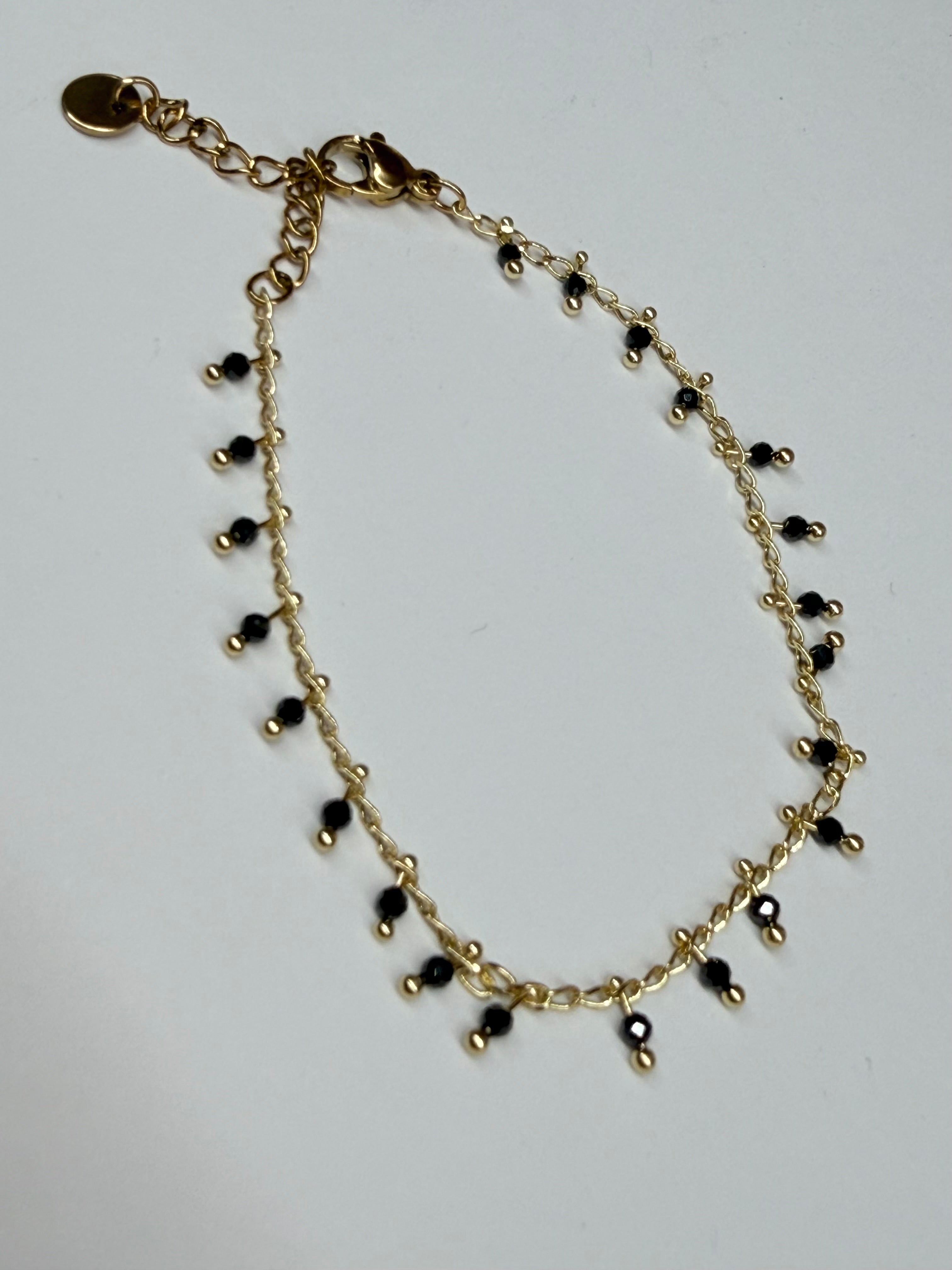 Bracelet Acier Inoxydable Doré et Perles Noires