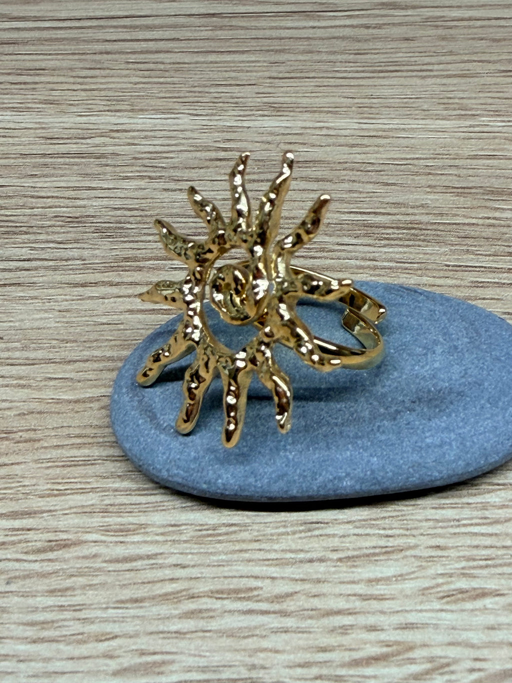 Bague Ajustable Acier Inoxydable Doré - Motif Soleil Spirale