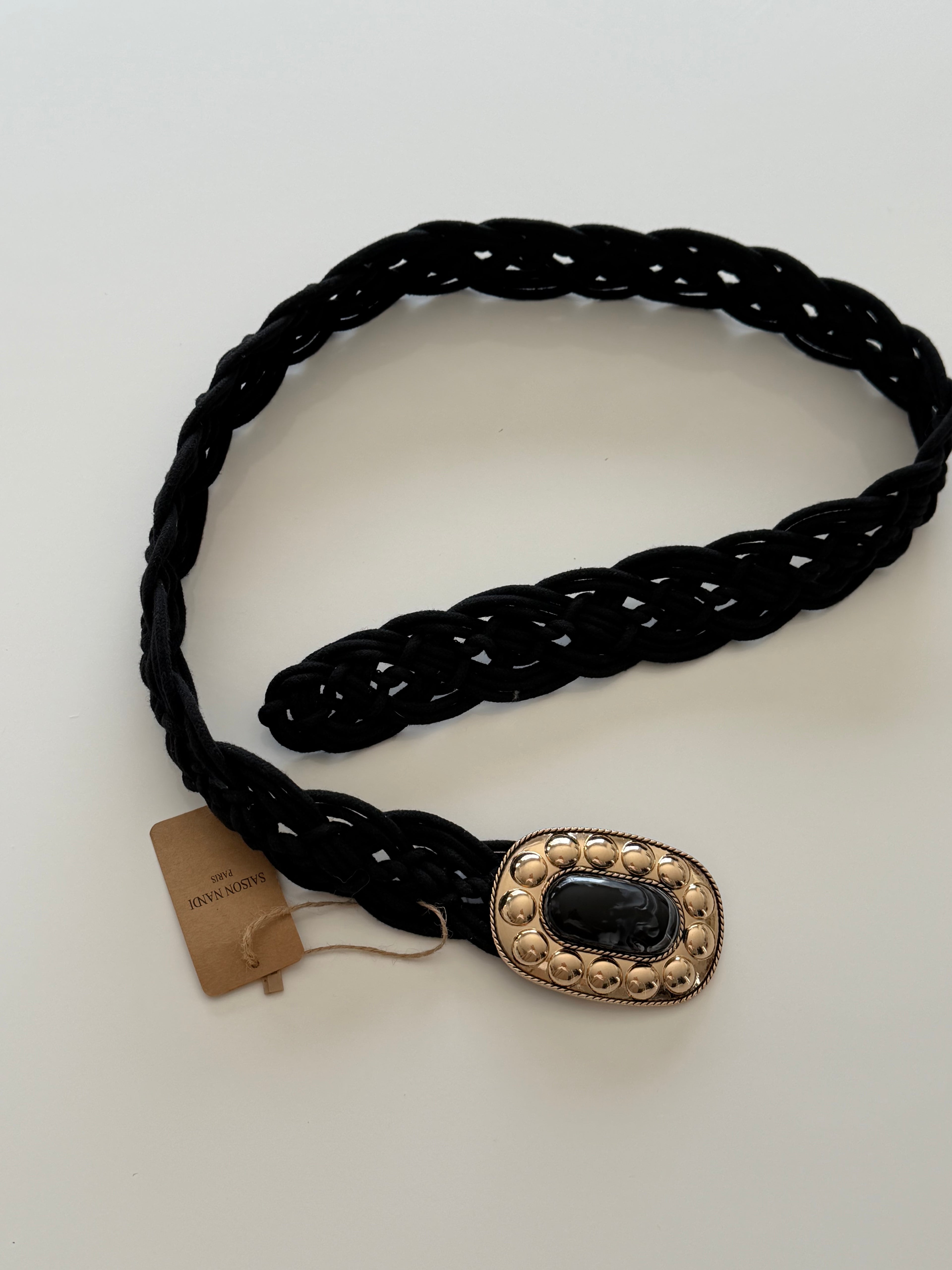 Ceinture Tressée noire avec Boucle Bijou Dorée – Saison Nandi Paris