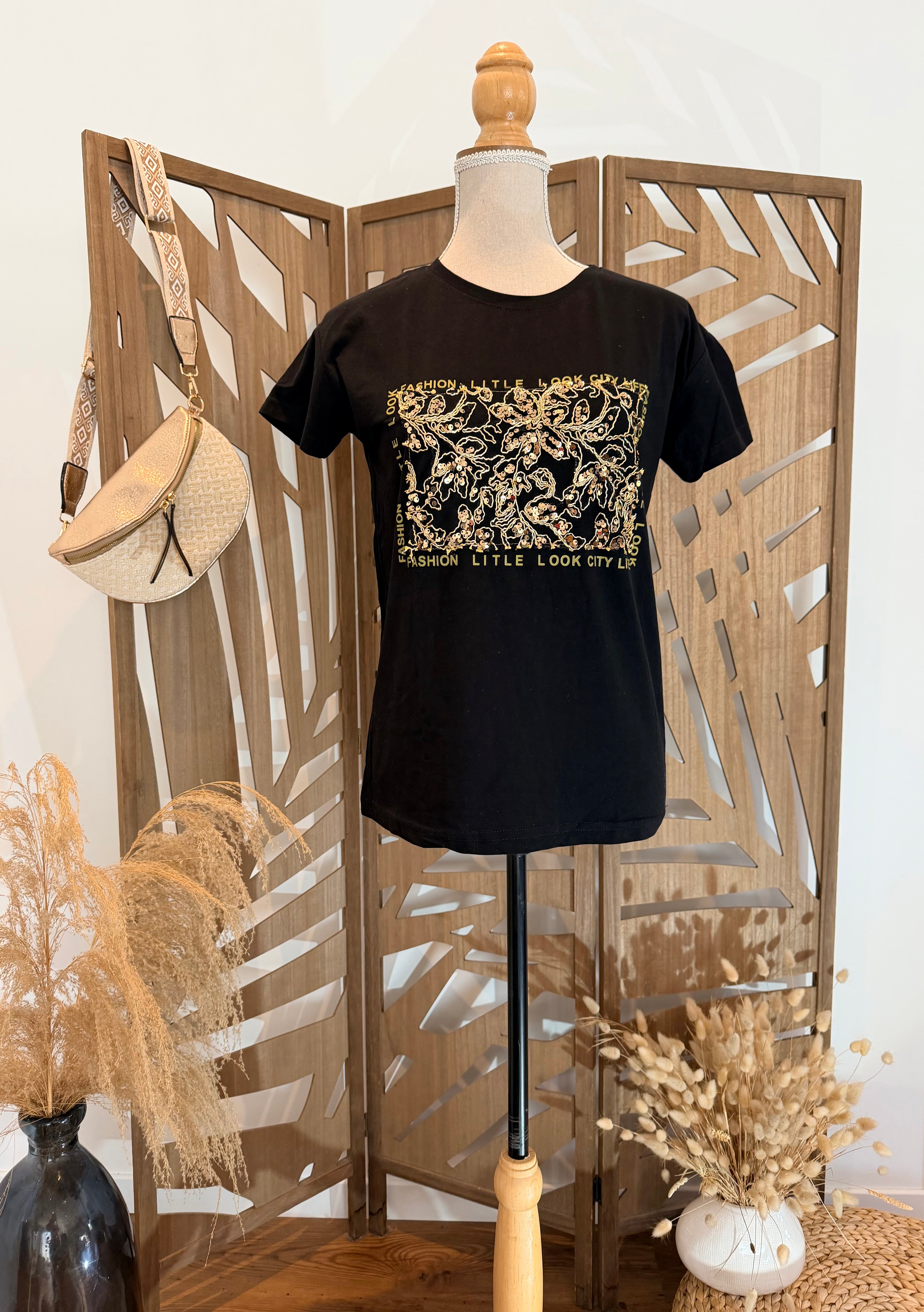 T-Shirt Noir à Motifs Brodés et Sequins Dorés