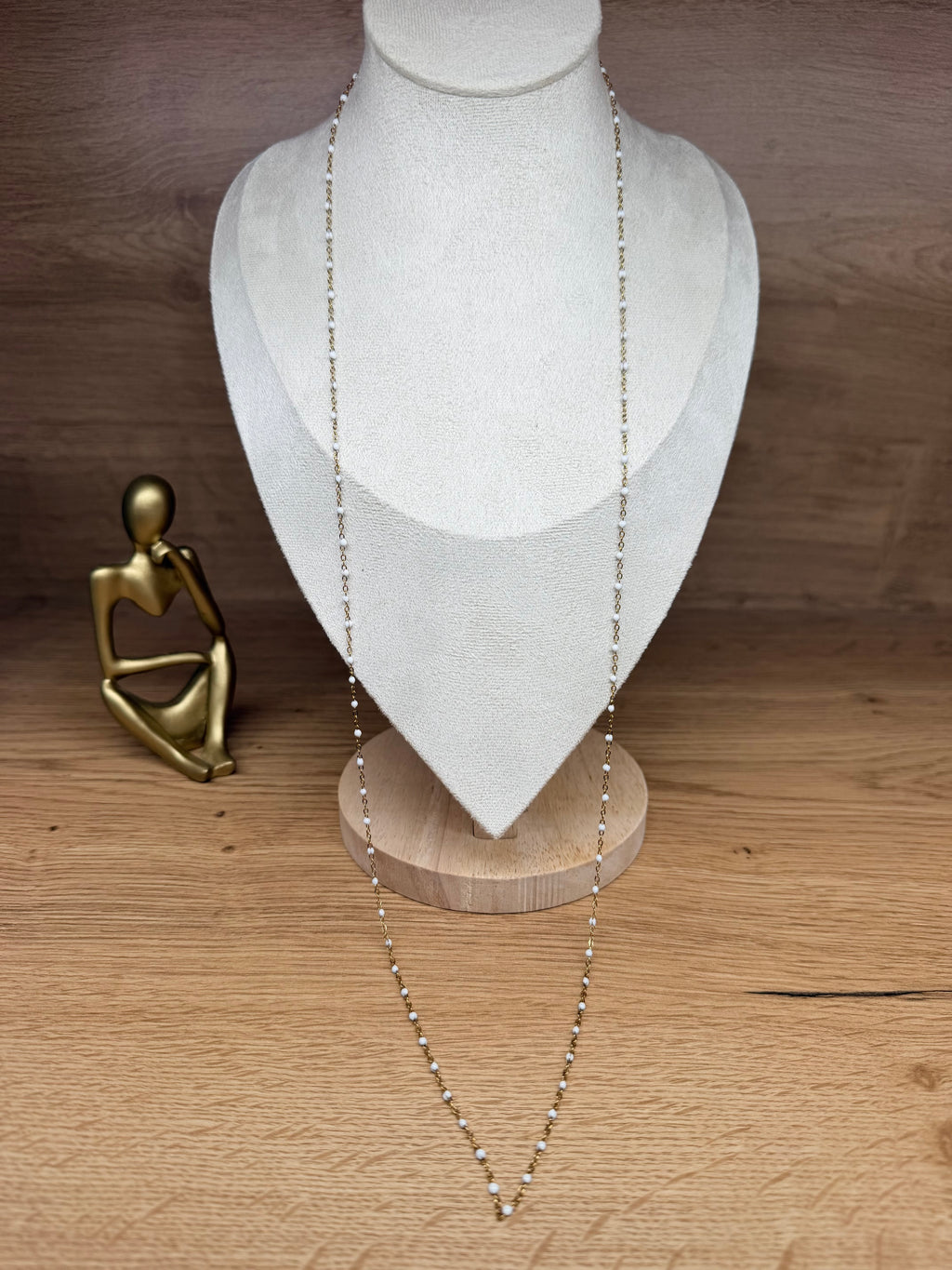 Sautoir / Collier Long Acier Inoxydable Doré et Perles Blanches