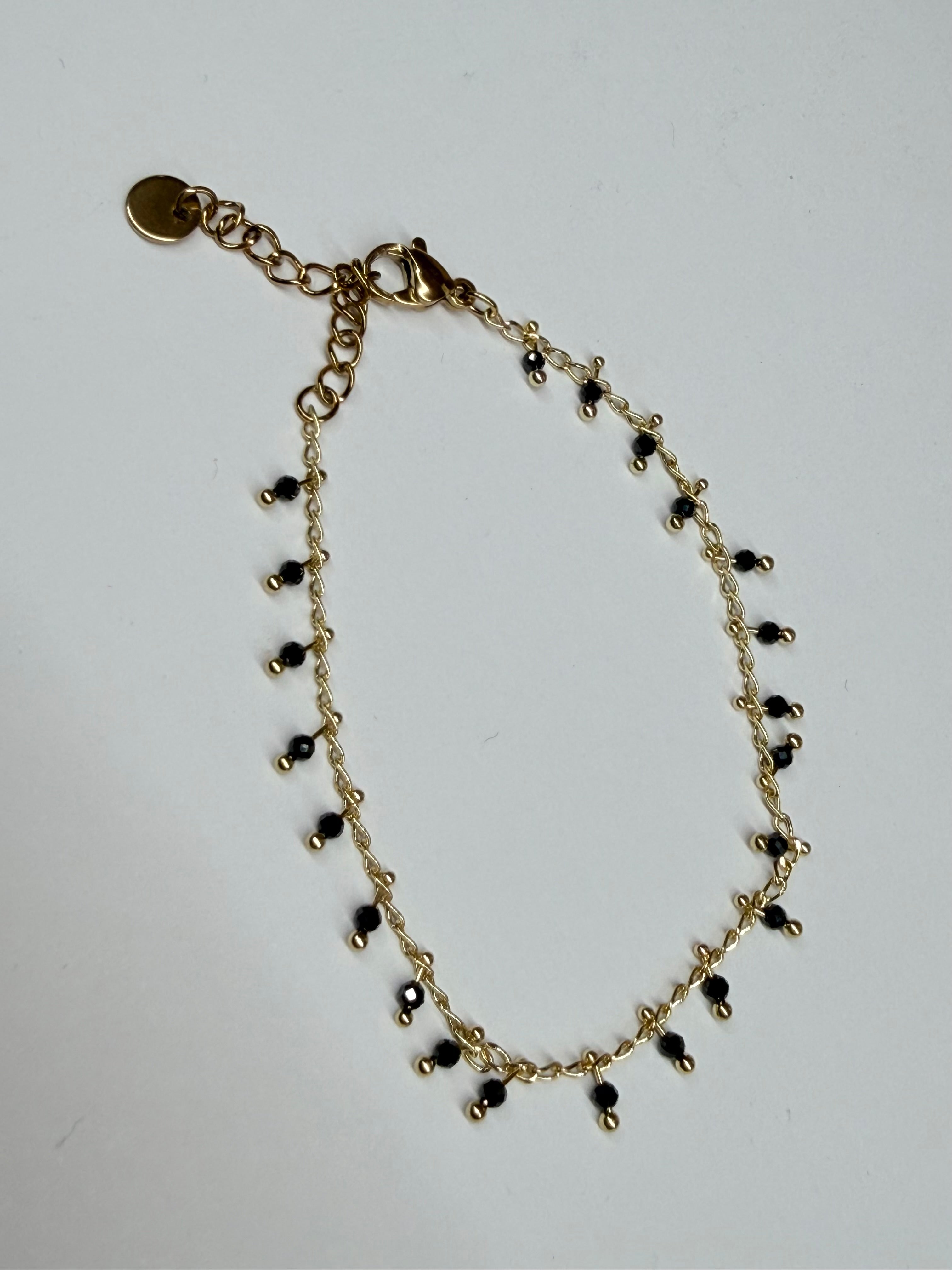 Bracelet Acier Inoxydable Doré et Perles Noires