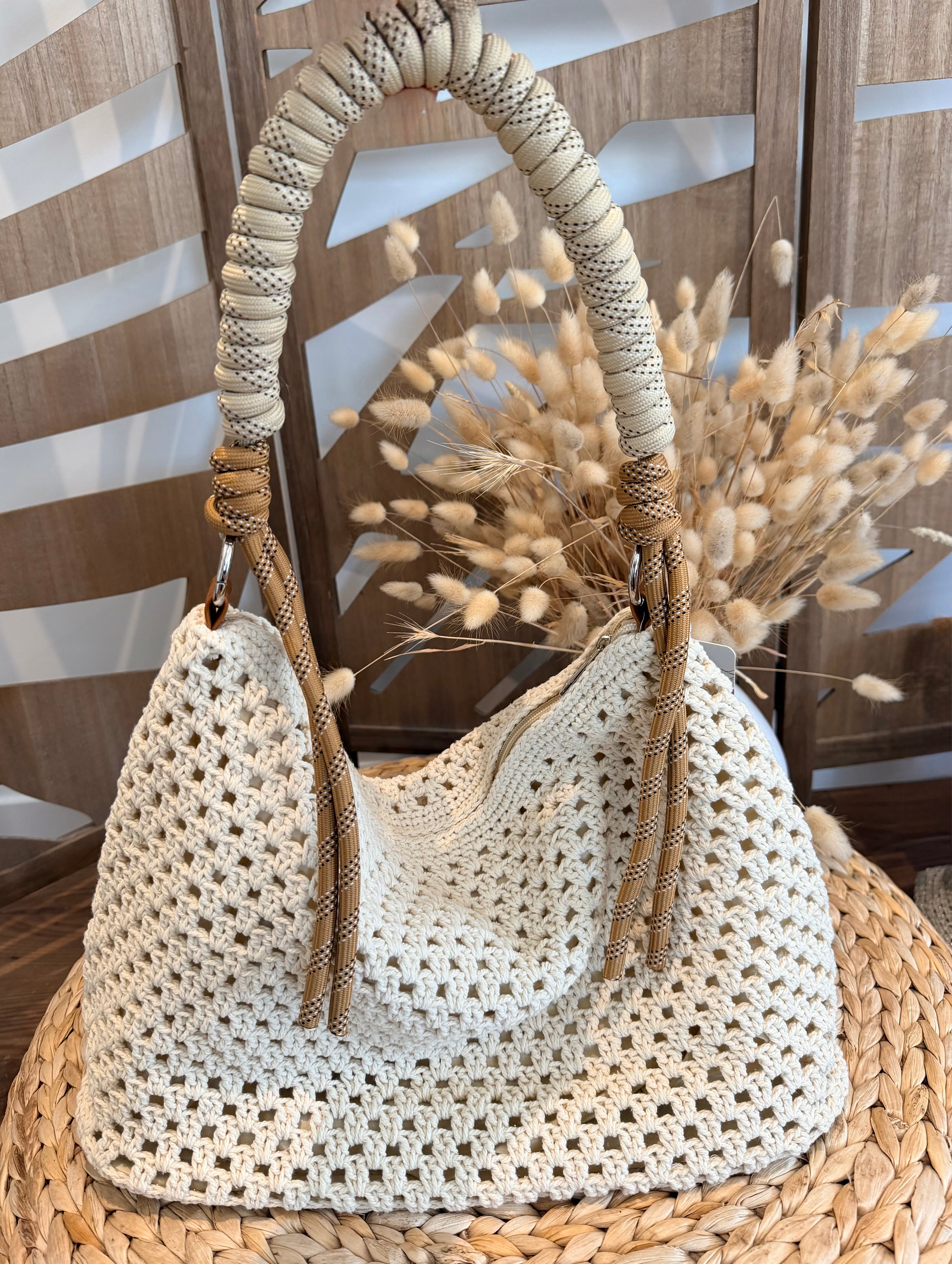 Sac à main en crochet style bohème