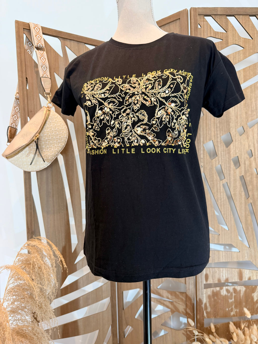 T-Shirt Noir à Motifs Brodés et Sequins Dorés
