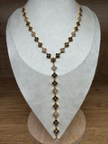 Collier Chaîne en Y Acier Inoxydable Doré - Motifs Fleurs Trèfles et Strass Noirs/Blancs