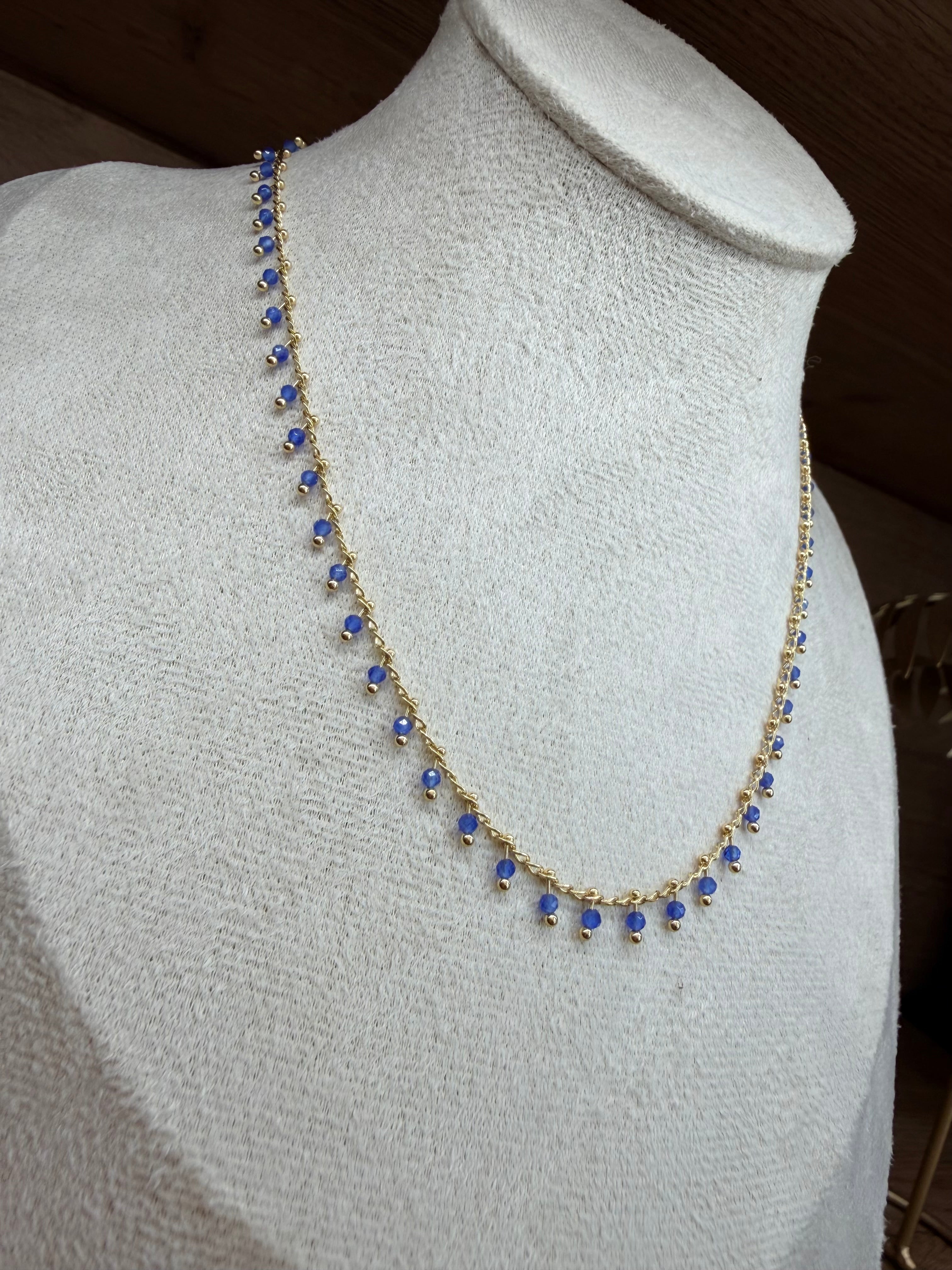 Collier Acier Inoxydable Doré et Perles bleues