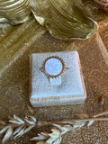 Bague Ajustable Dorée – Nacre